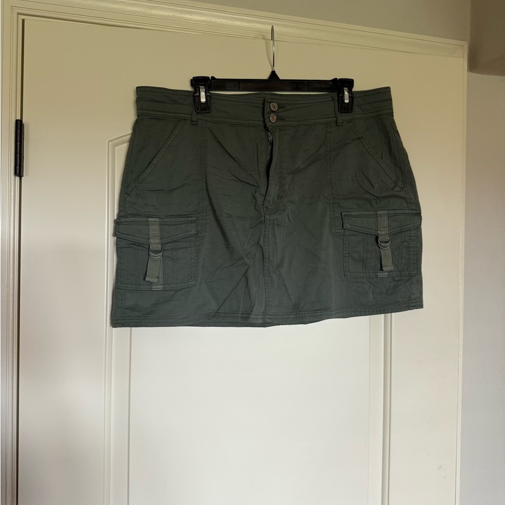 SO Olive Green Casual Skirt